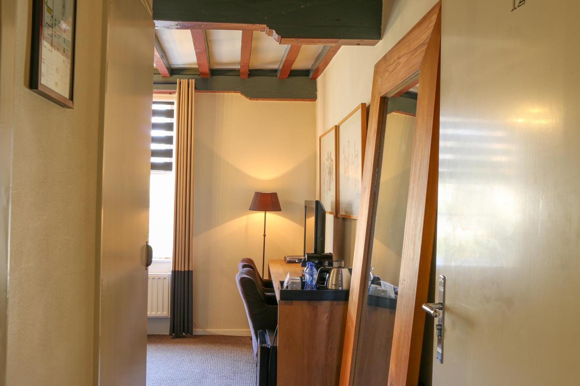 Auberge De Campveerse Toren 베이레 외부 사진