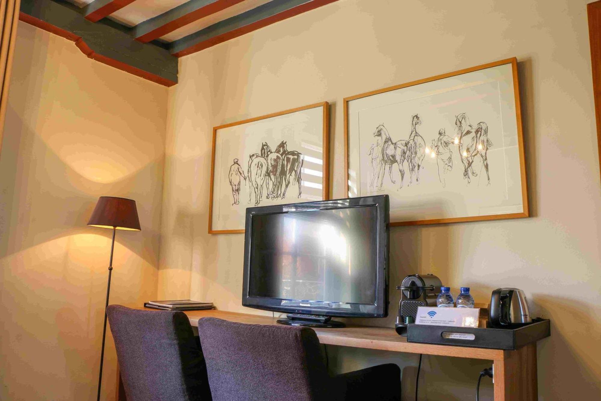 Auberge De Campveerse Toren 베이레 외부 사진