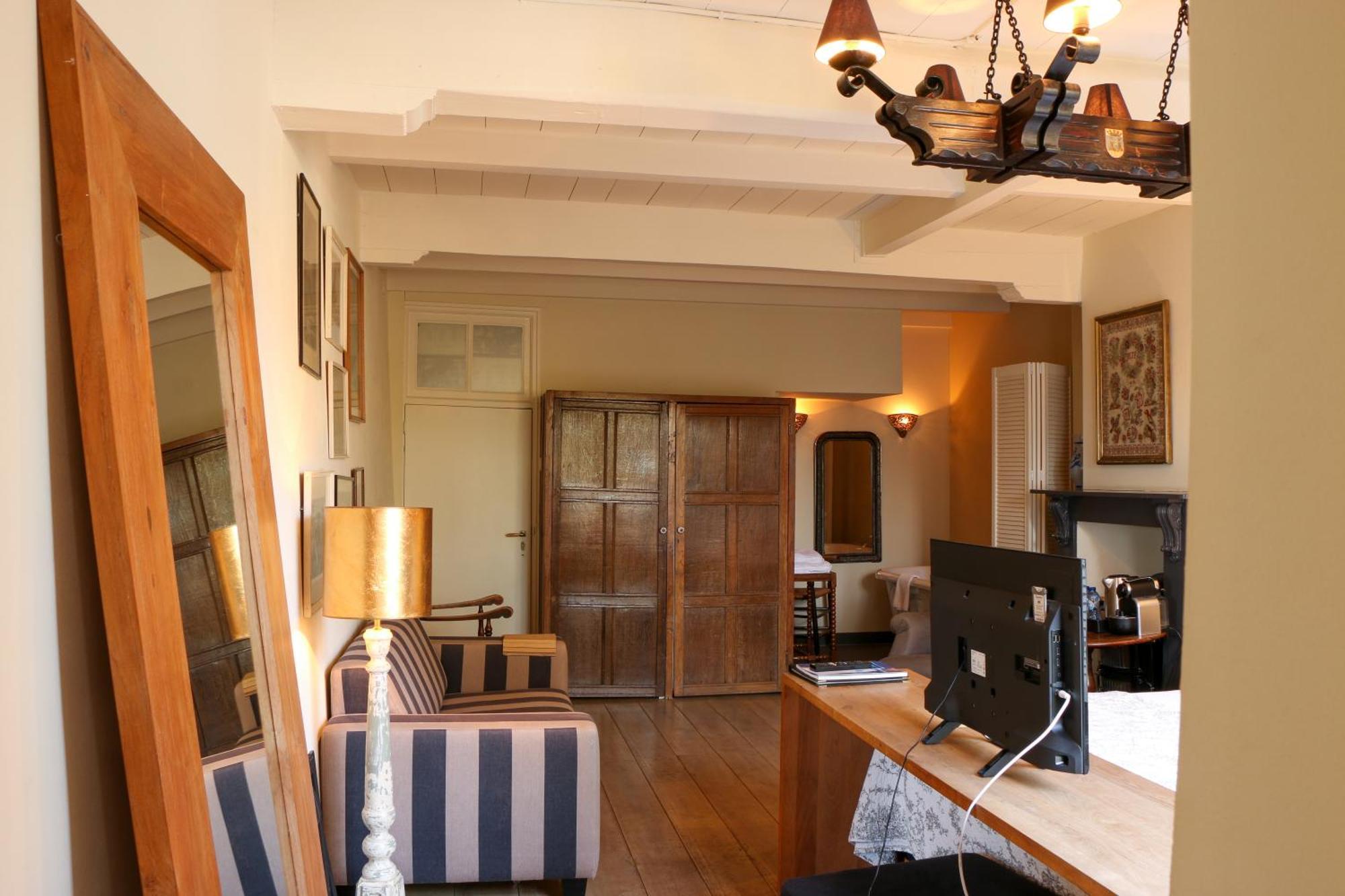 Auberge De Campveerse Toren 베이레 외부 사진