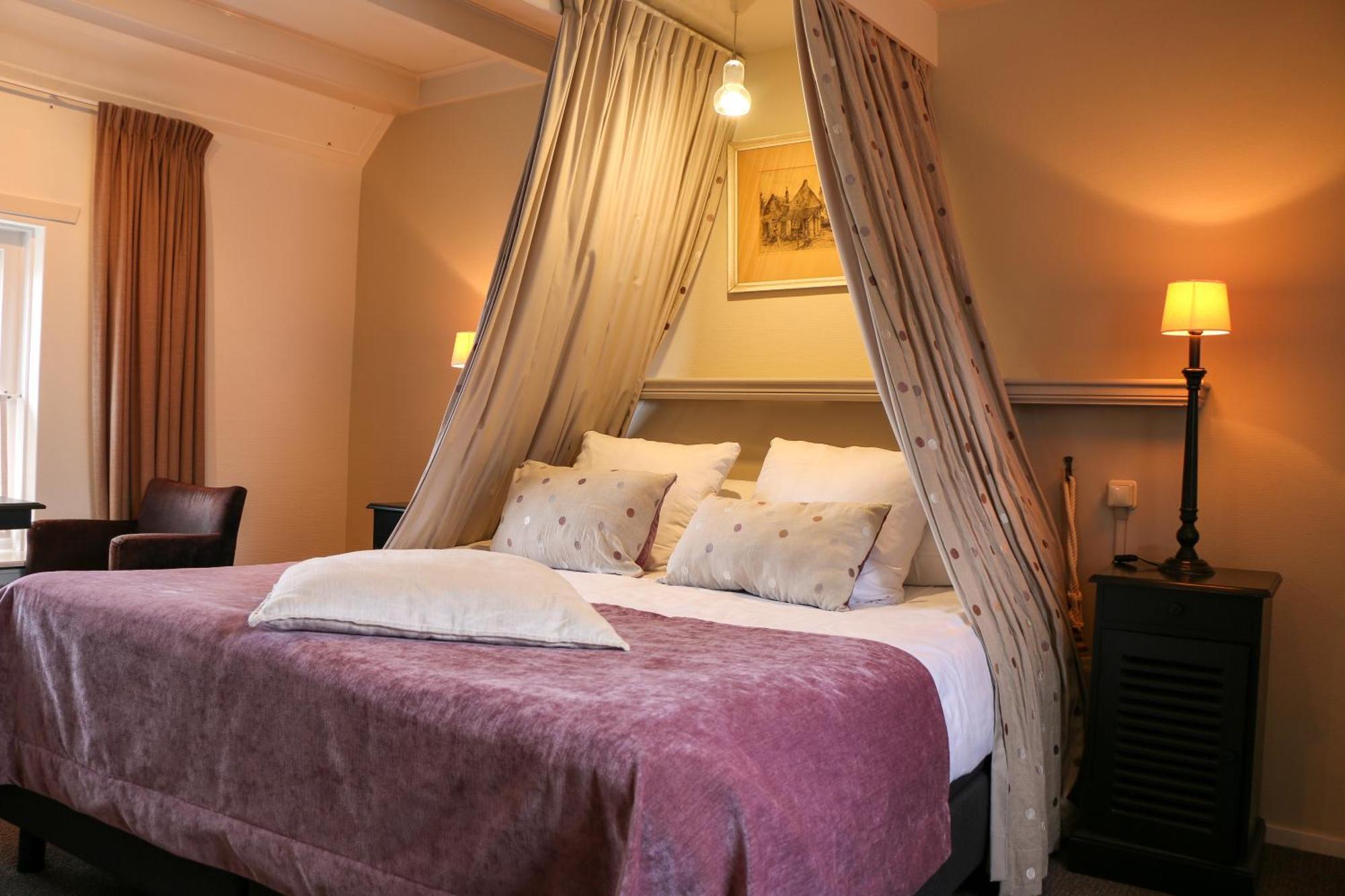 Auberge De Campveerse Toren 베이레 외부 사진