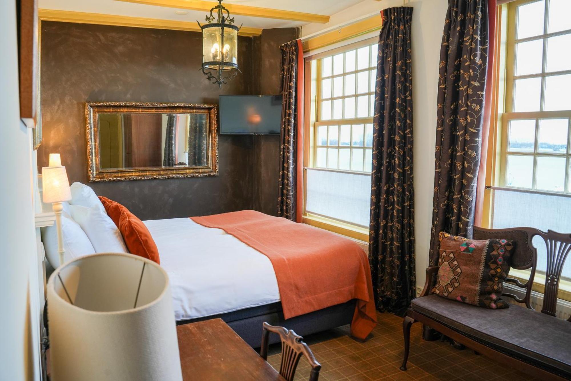 Auberge De Campveerse Toren 베이레 외부 사진